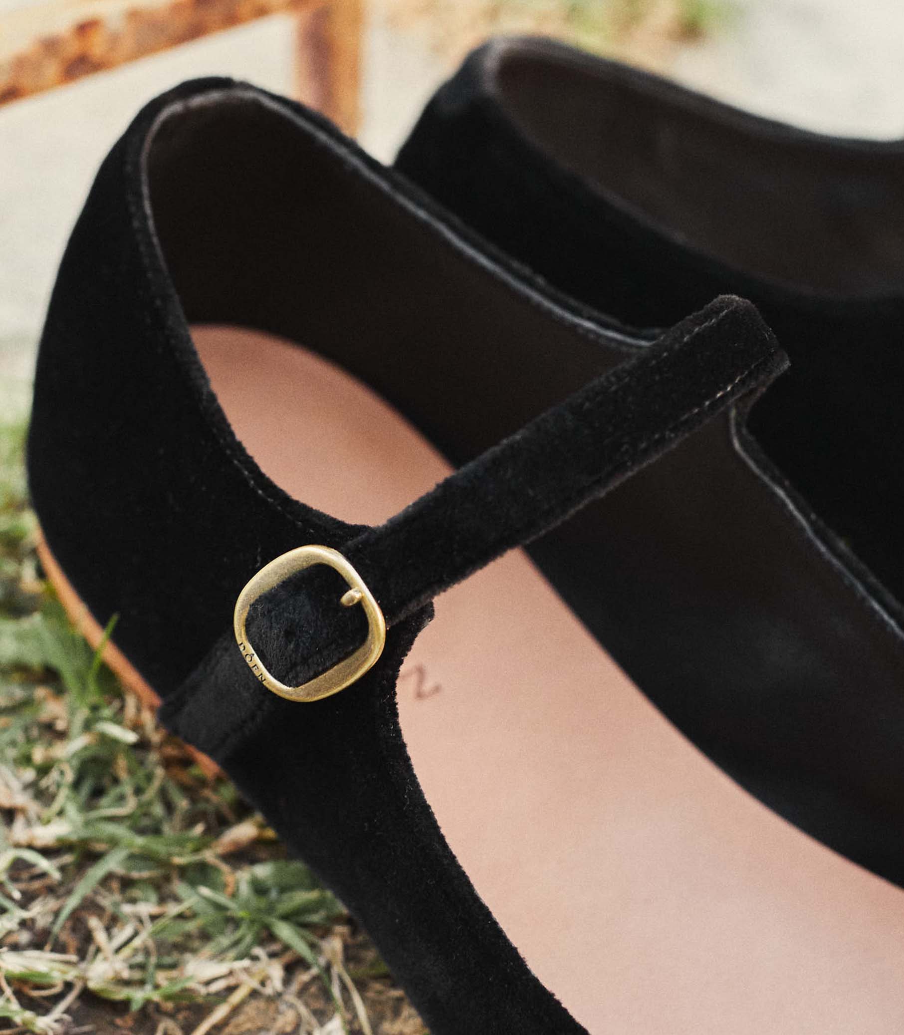 DÔEN Women Mary Jane Slipper - Black
