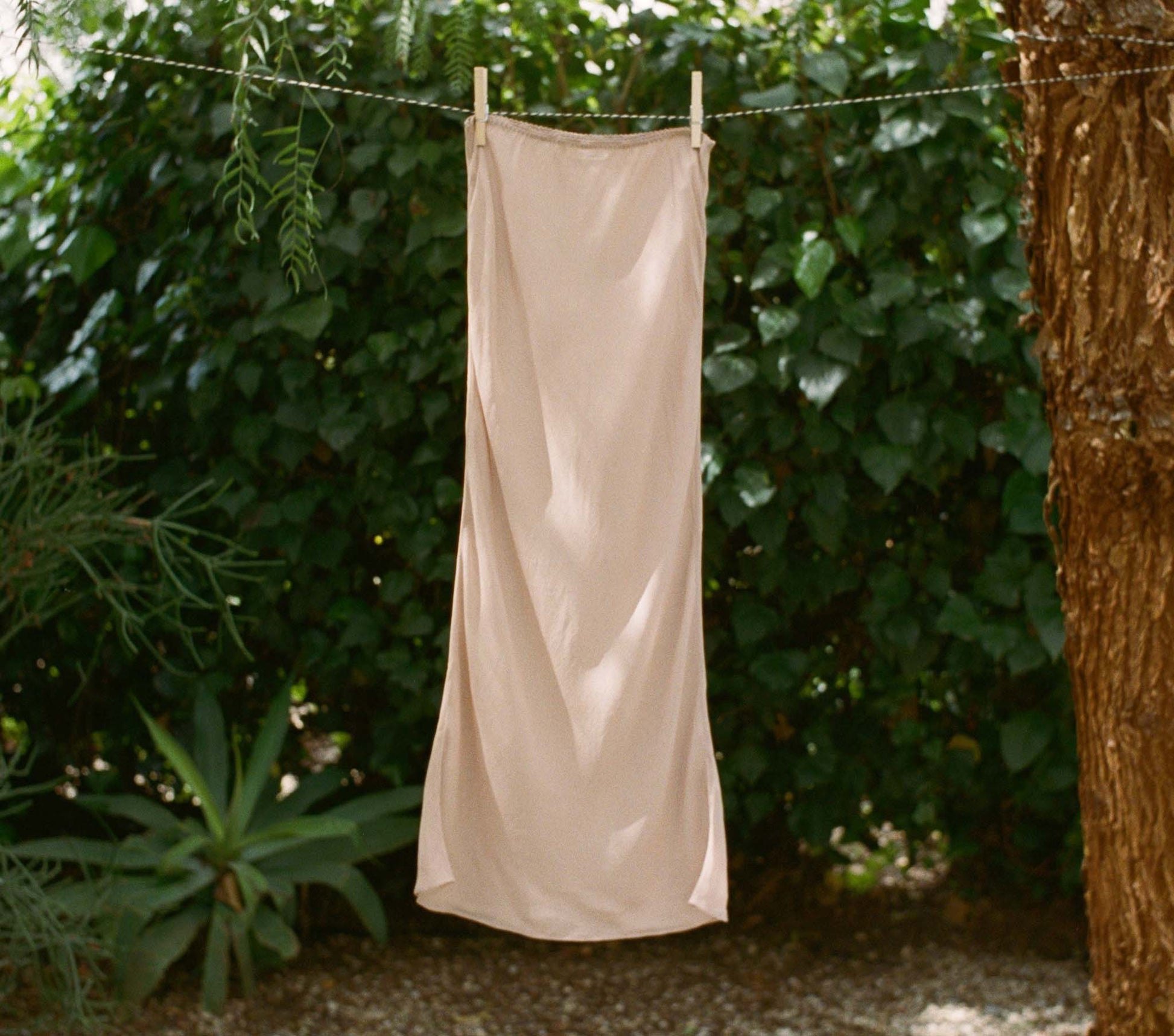 DÔEN Women Long Skirt Slip - Conch
