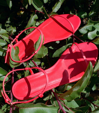 DÔEN Women Sartene Sandal - Red Nappa