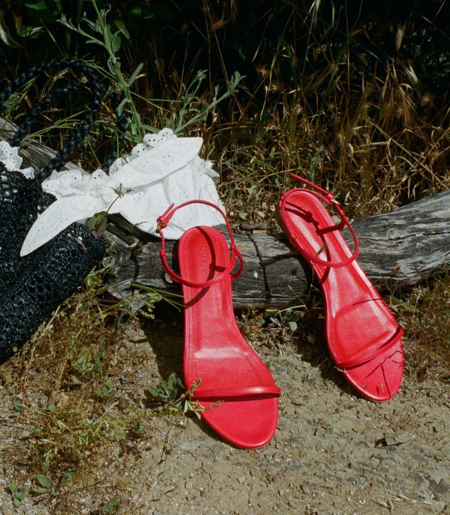 DÔEN Women Sartene Sandal - Red Nappa