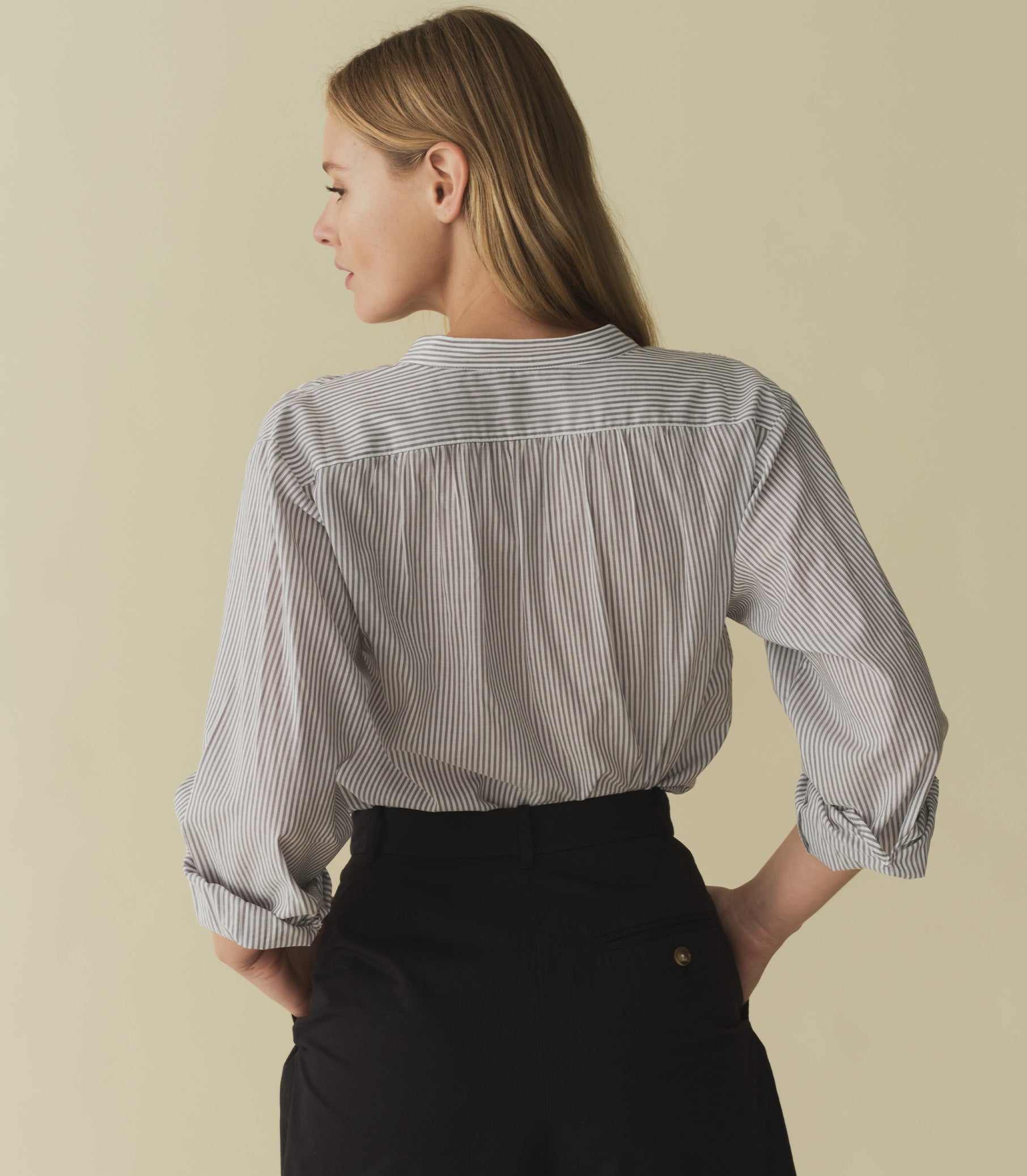 DÔEN Women Danette Short - Black