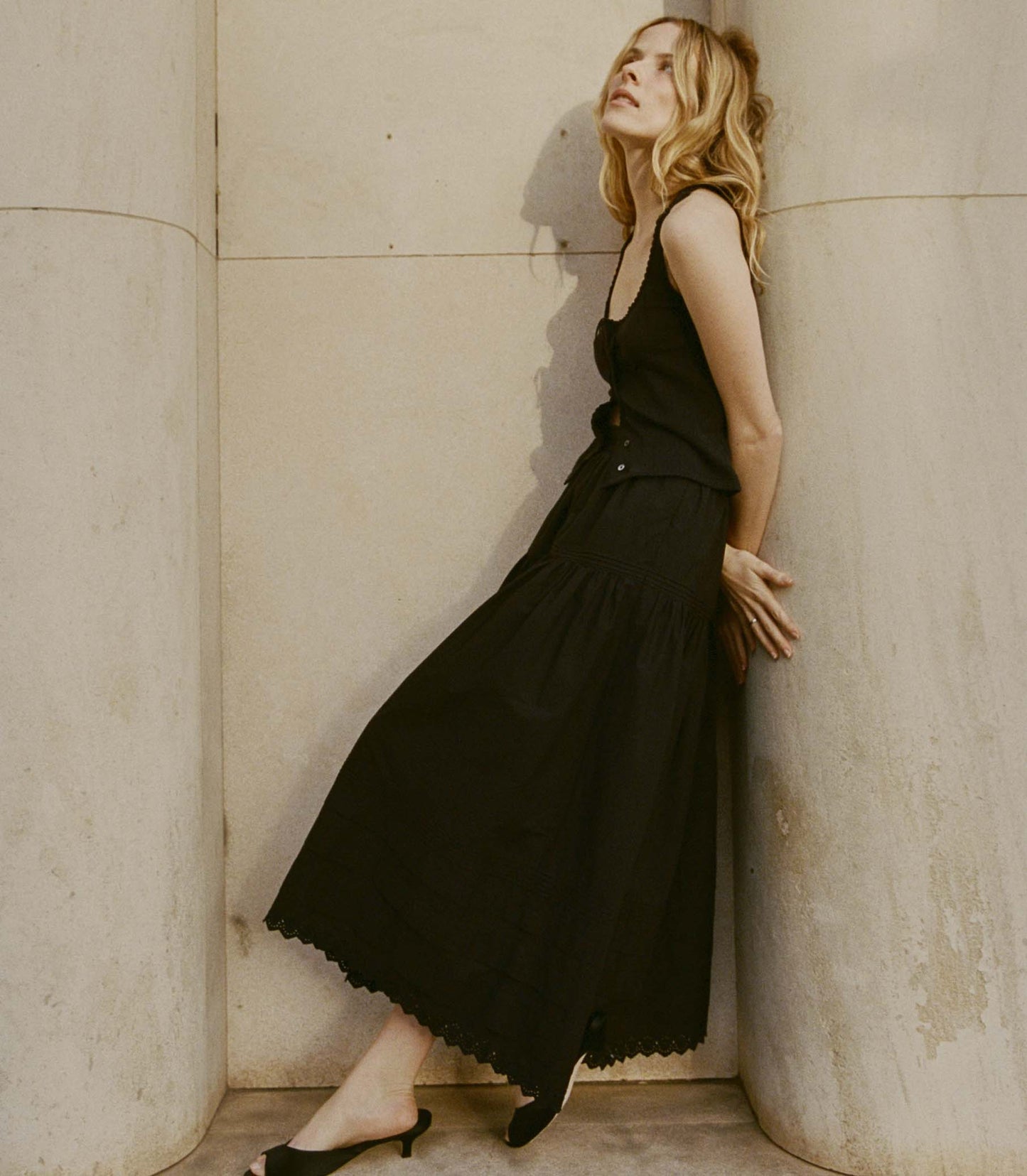 DÔEN Women Sebastiane Skirt - Black