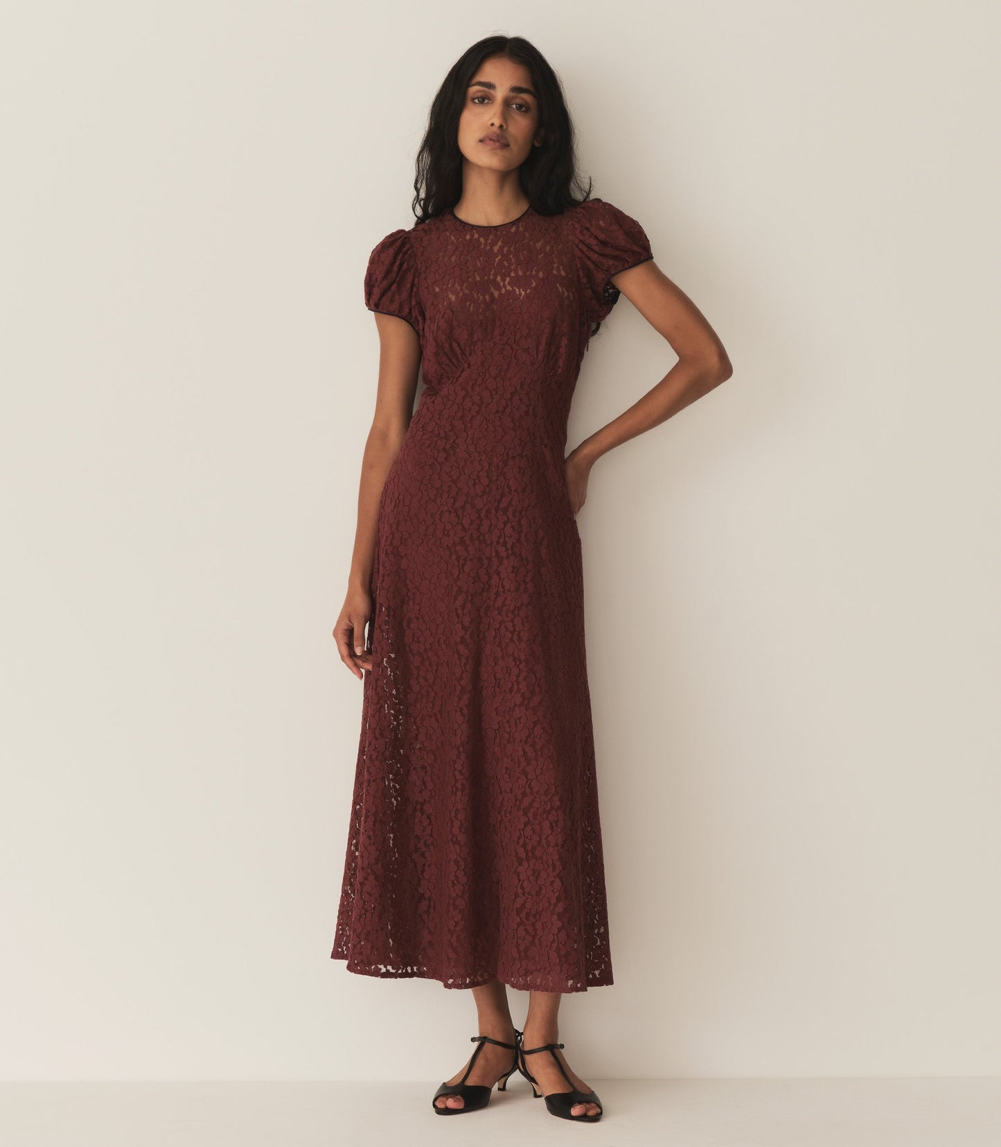 DÔEN Women Katarina Dress - Black Cherry