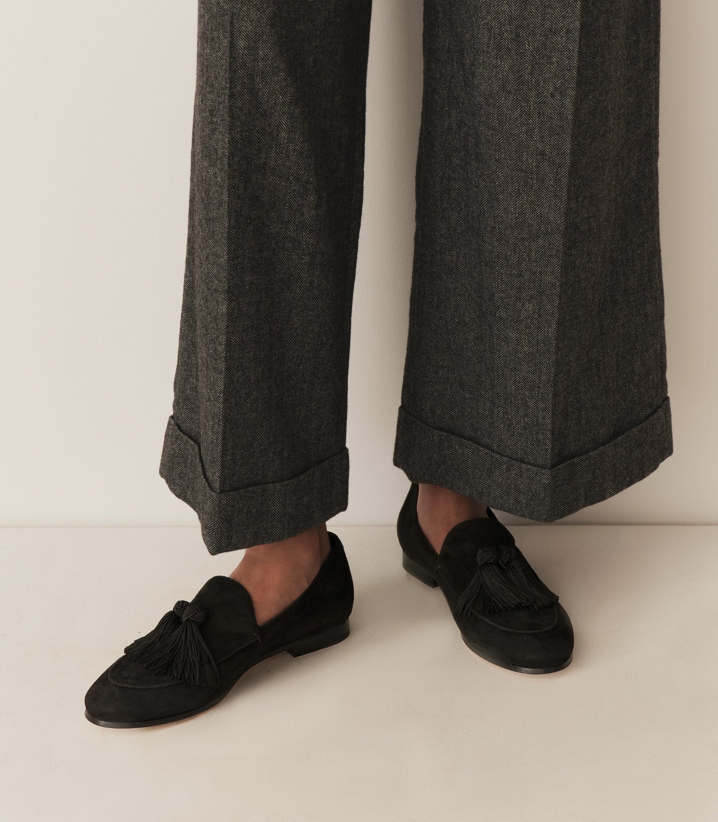 DÔEN Women Arlow Loafer - Black Suede