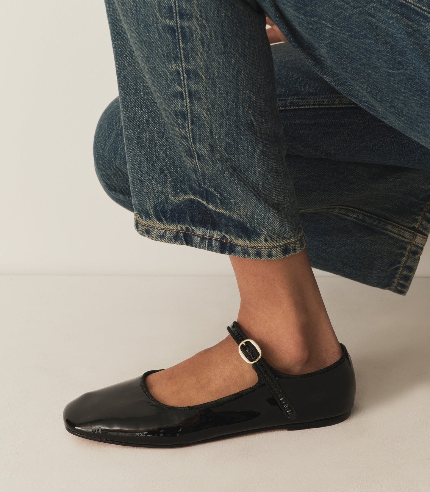 DÔEN Women Mary Jane Slipper - Black Patent