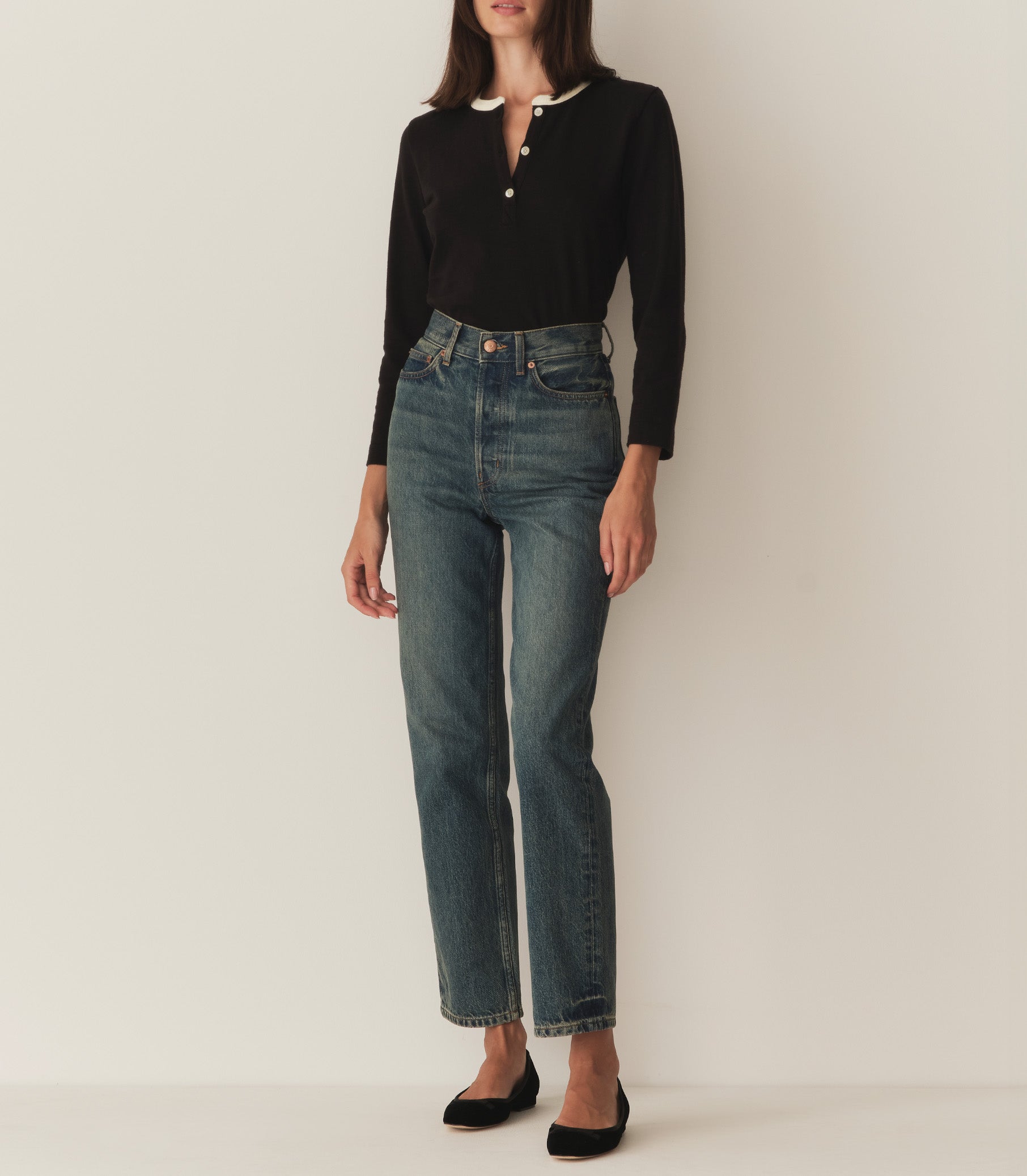 DÔEN Women Clover Tee - Black