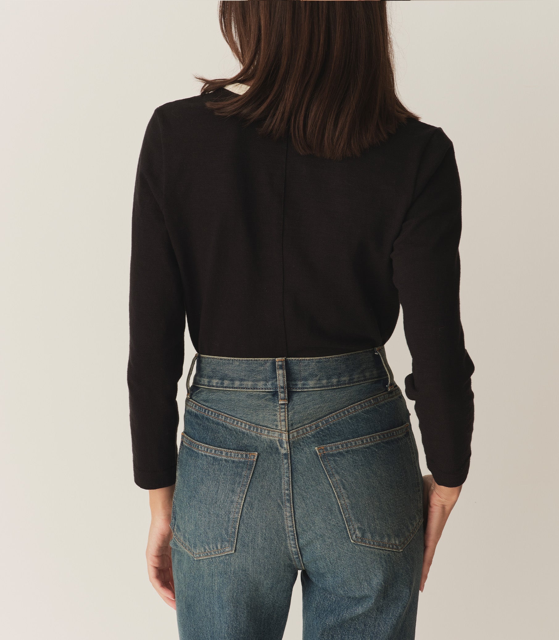 DÔEN Women Clover Tee - Black