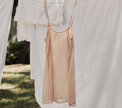 DÔEN Women Short Scoop Neck Slip - Conch