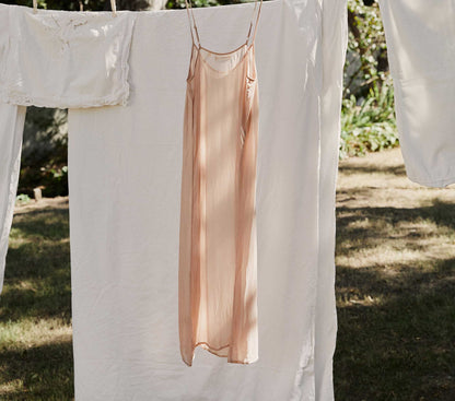 DÔEN Women Long Scoop Neck Slip - Conch