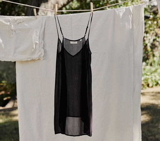DÔEN Women Short Deep V-Neck Slip - Black