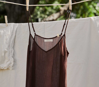 DÔEN Women Short Deep V-Neck Slip - Umber