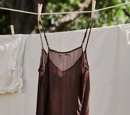 DÔEN Women Short Deep V-Neck Slip - Umber