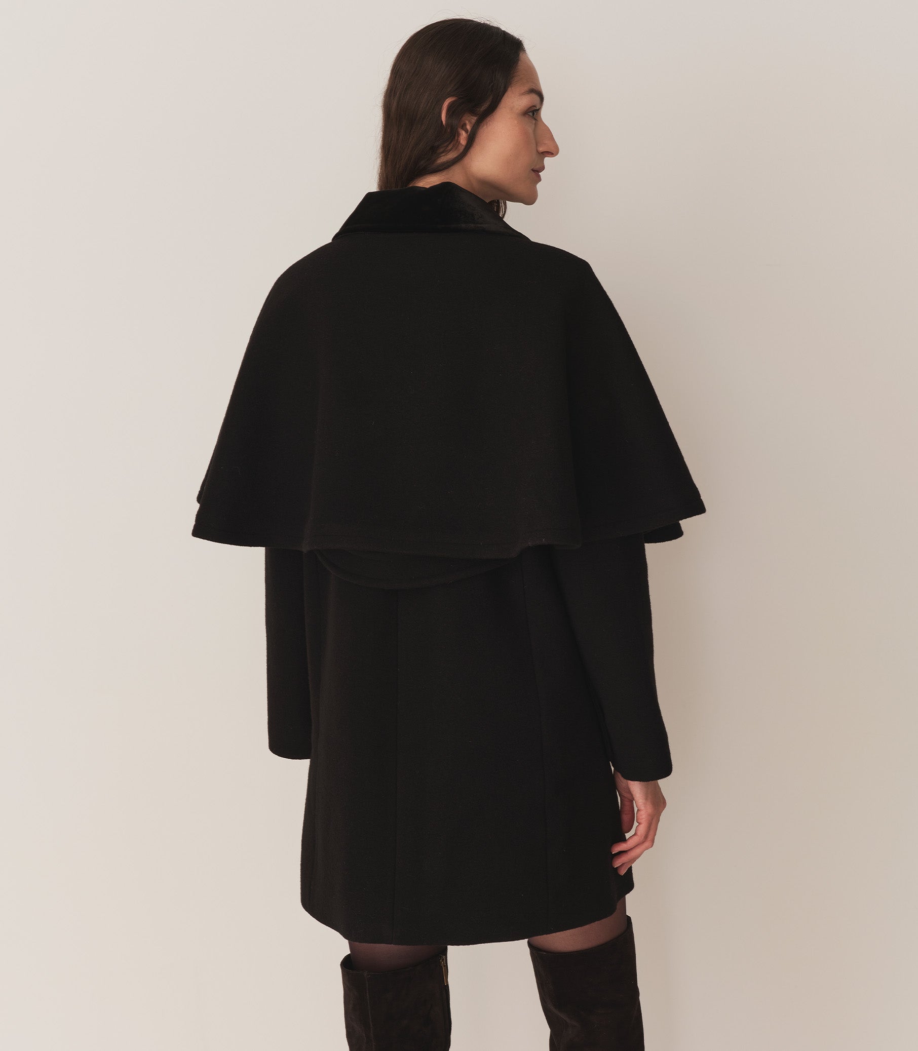 DÔEN Women Watson Coat - Black