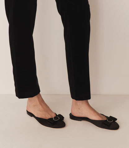 DÔEN Women Tilly Mule - Black Satin
