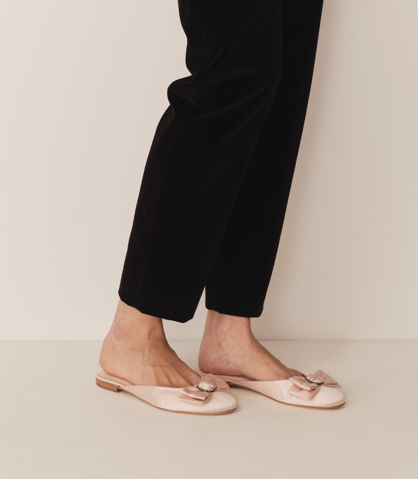 DÔEN Women Tilly Mule - Peche Satin