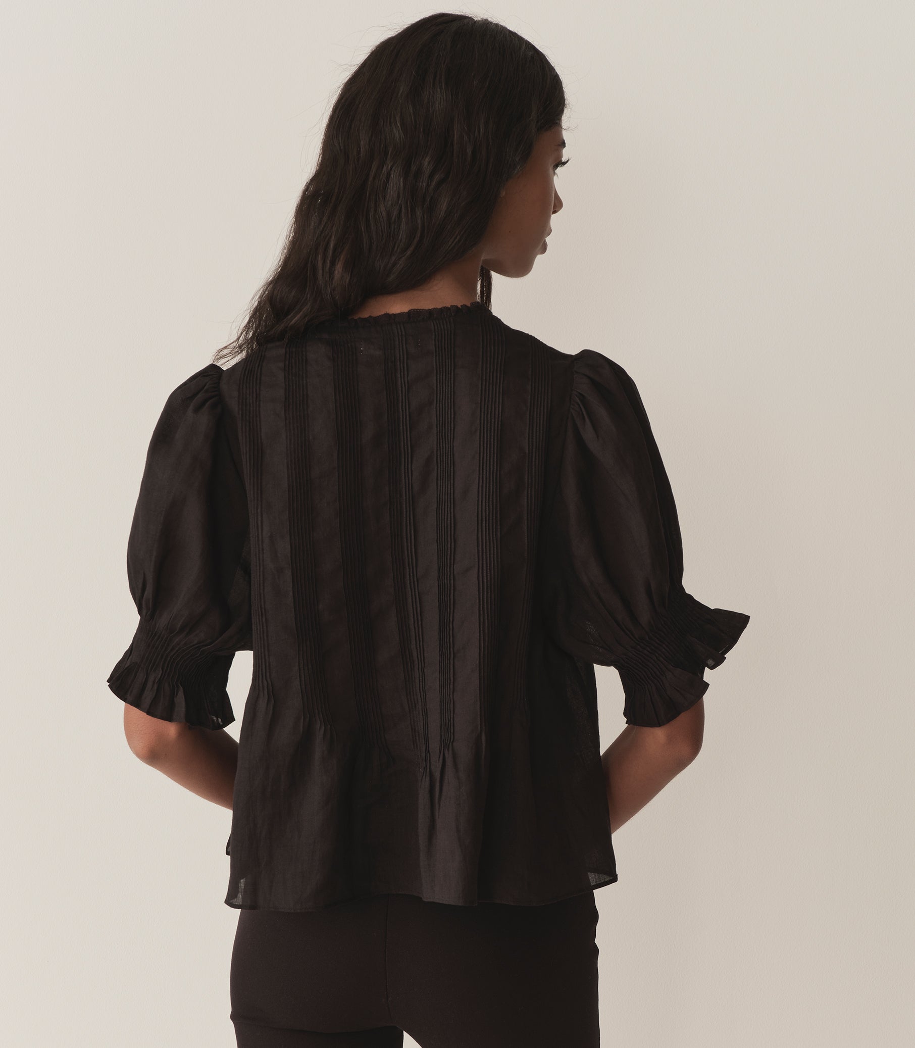 DÔEN Women Karlie Top - Black
