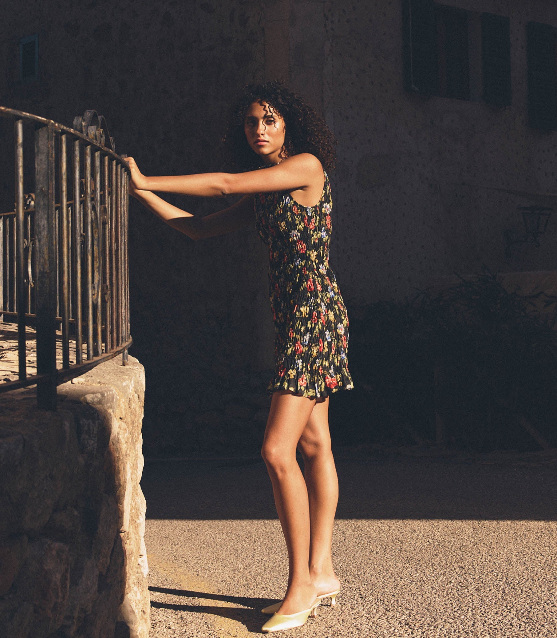 DÔEN Women Gianna Dress - Noir Wild Rose