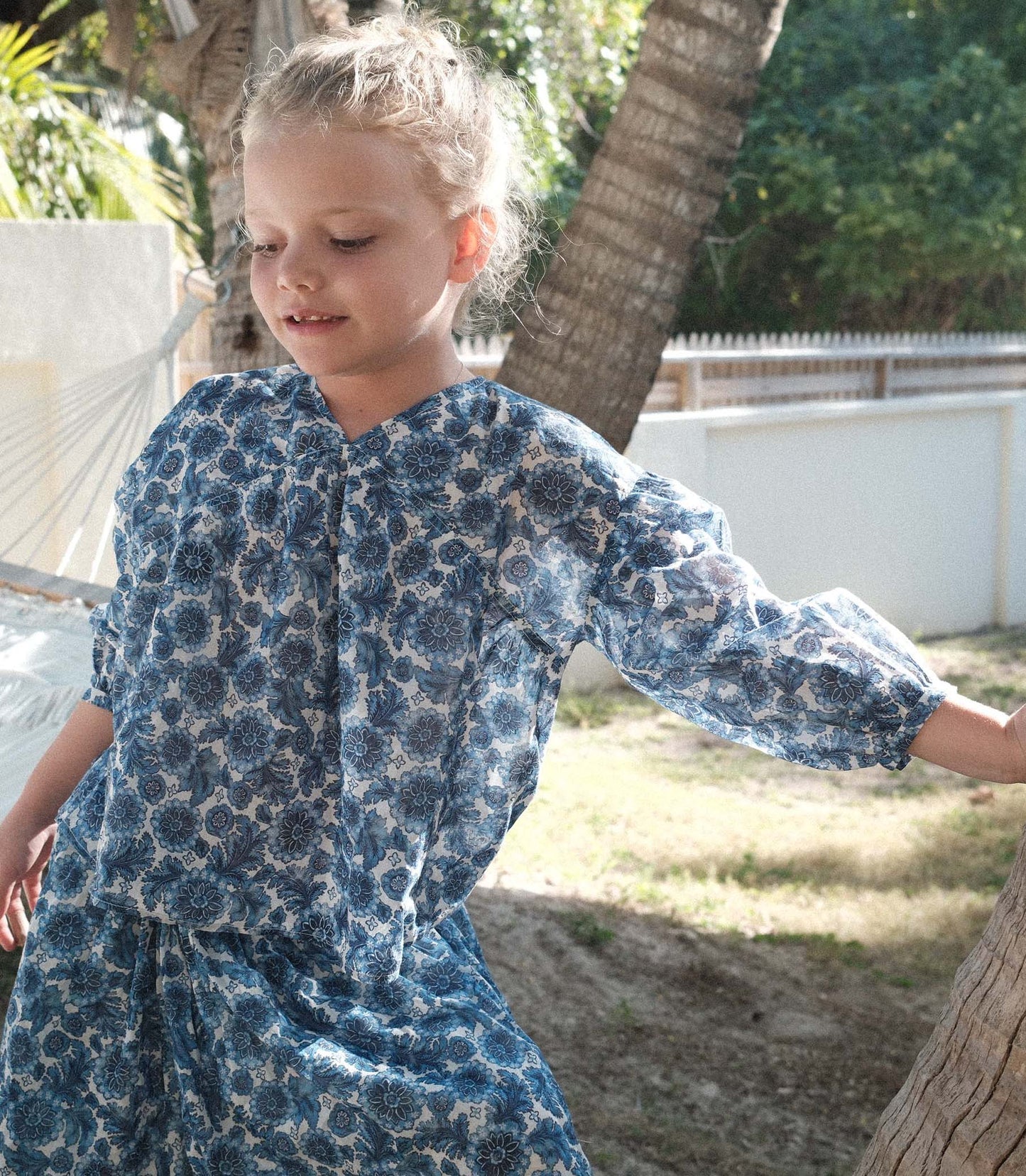 DÔEN Kids Little Marche Top - Bleu Soleil Fleurit