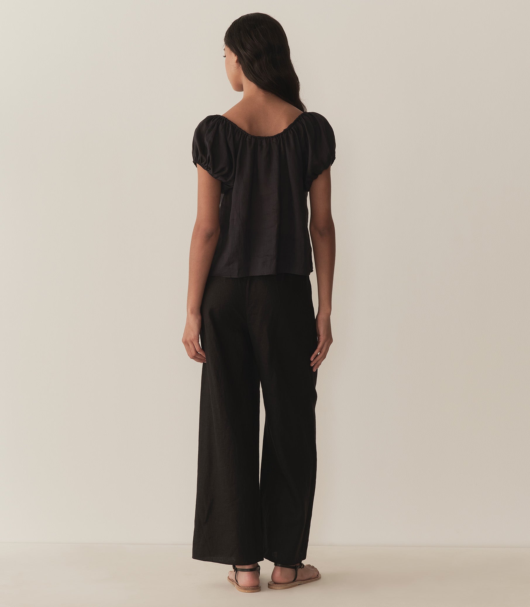 DÔEN Women Solina Top - Black