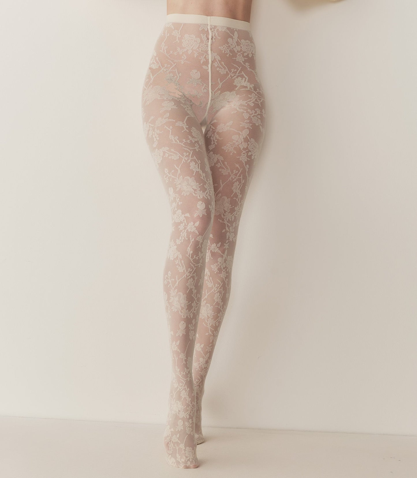 DÔEN Women Wolford Floral Lace Tights - Buttermilk