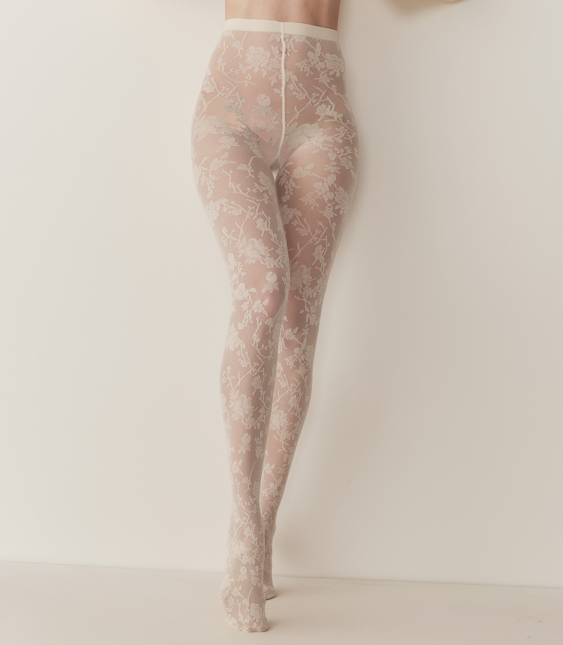 DÔEN Women Wolford Floral Lace Tights - Buttermilk